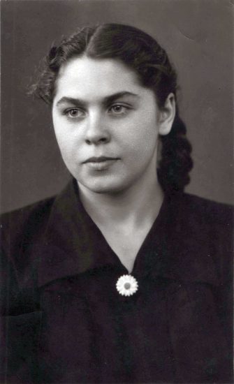 Александра (1956 год 2 курс ДПУ))
