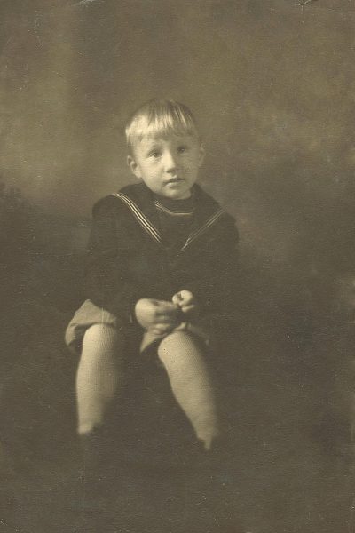 Это я (г.Москва 1945 год)