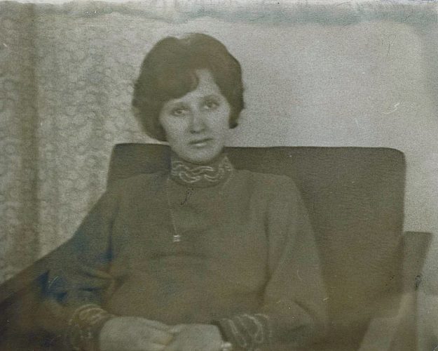 Галя. Танюшка уже в проекте. 1975 год